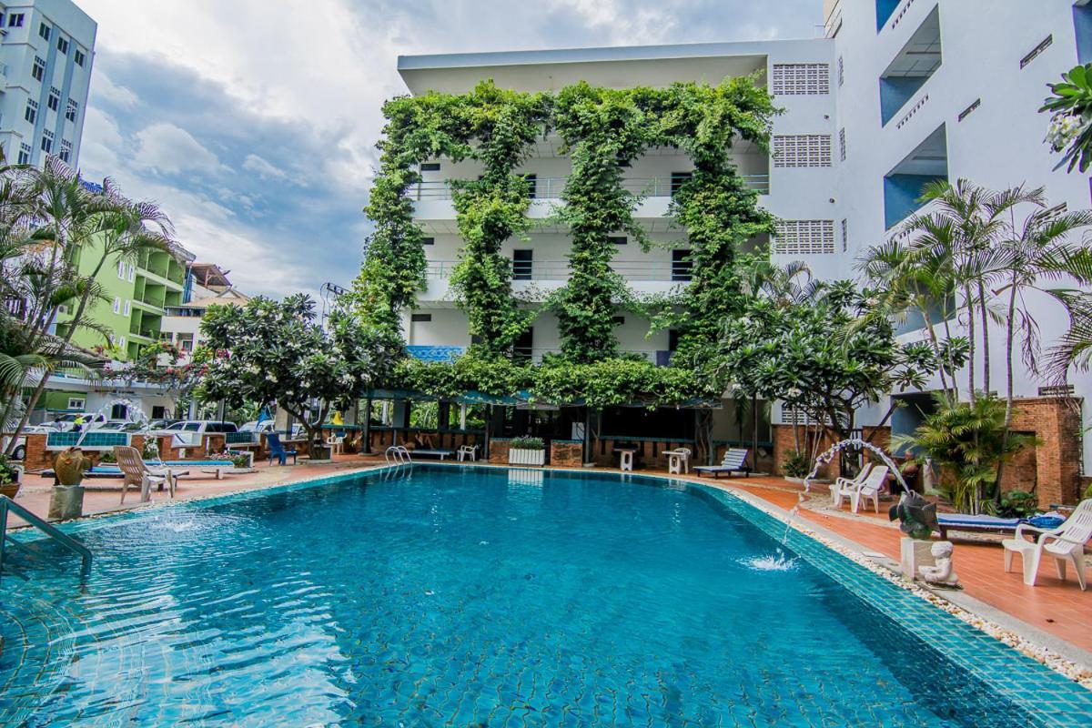 Hotel Sutus Court 7 Pattaya Exteriér fotografie