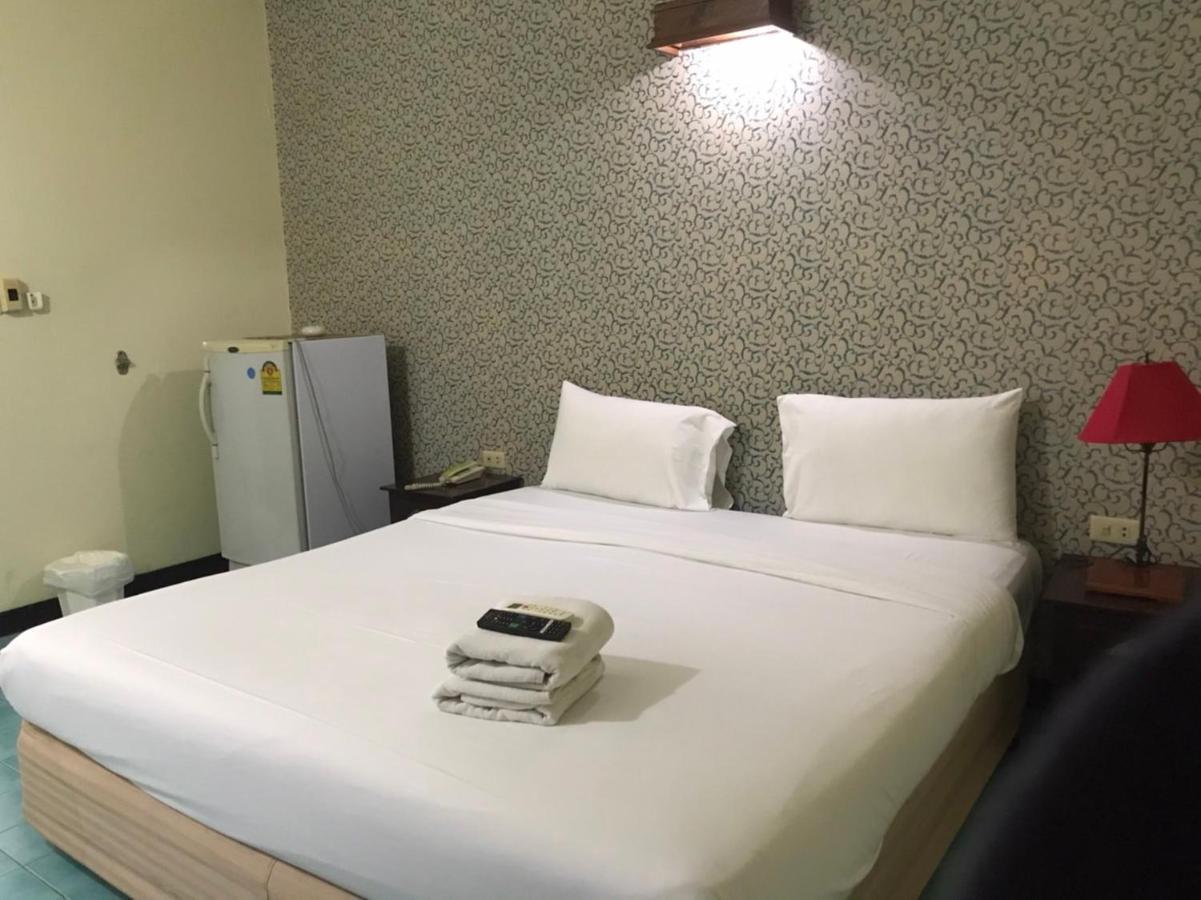 Hotel Sutus Court 7 Pattaya Exteriér fotografie