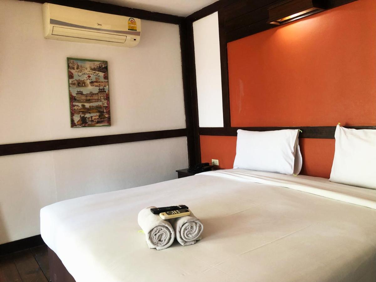 Hotel Sutus Court 7 Pattaya Exteriér fotografie
